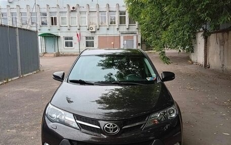 Toyota RAV4, 2014 год, 1 600 000 рублей, 6 фотография