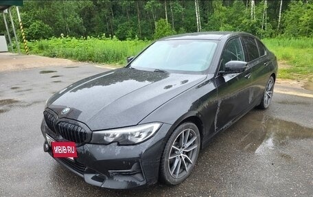 BMW 3 серия, 2020 год, 2 900 000 рублей, 3 фотография