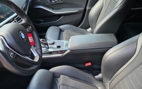 BMW 3 серия, 2020 год, 2 900 000 рублей, 19 фотография