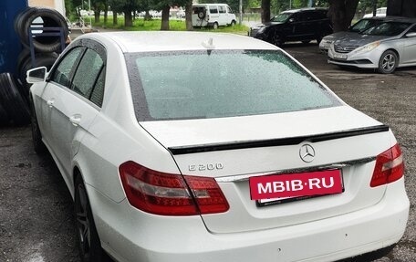 Mercedes-Benz E-Класс, 2012 год, 1 450 000 рублей, 4 фотография