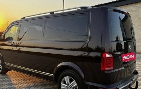 Volkswagen Caravelle T6 рестайлинг, 2015 год, 2 720 000 рублей, 13 фотография