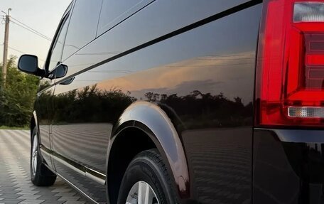 Volkswagen Caravelle T6 рестайлинг, 2015 год, 2 720 000 рублей, 27 фотография