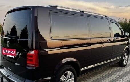 Volkswagen Caravelle T6 рестайлинг, 2015 год, 2 720 000 рублей, 22 фотография