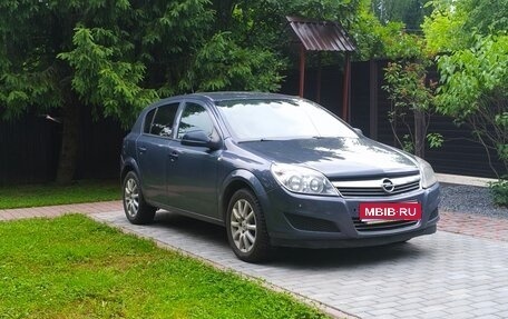 Opel Astra H, 2011 год, 630 000 рублей, 1 фотография