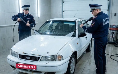 Daewoo Nexia I рестайлинг, 2001 год, 110 000 рублей, 2 фотография