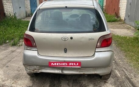 Toyota Vitz, 2000 год, 200 000 рублей, 3 фотография