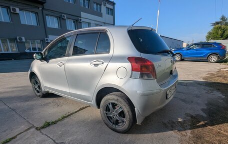 Toyota Vitz, 2010 год, 560 000 рублей, 4 фотография