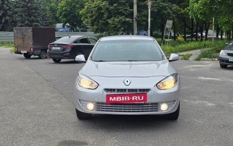 Renault Fluence I, 2011 год, 395 000 рублей, 2 фотография