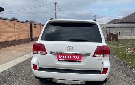 Toyota Land Cruiser 200, 2009 год, 2 600 000 рублей, 3 фотография