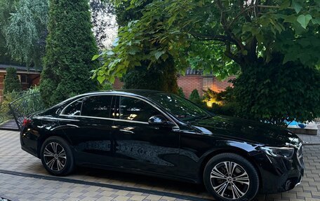 Mercedes-Benz E-Класс, 2025 год, 6 800 000 рублей, 4 фотография
