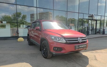 Volkswagen Tiguan I, 2012 год, 990 000 рублей, 3 фотография