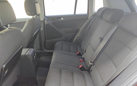 Volkswagen Tiguan I, 2012 год, 990 000 рублей, 15 фотография