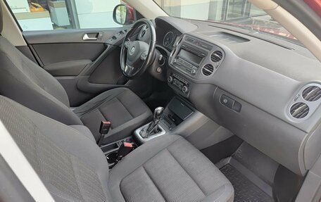 Volkswagen Tiguan I, 2012 год, 990 000 рублей, 13 фотография
