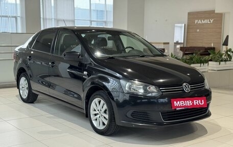 Volkswagen Polo VI (EU Market), 2013 год, 800 000 рублей, 3 фотография