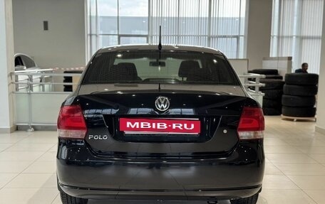 Volkswagen Polo VI (EU Market), 2013 год, 800 000 рублей, 5 фотография