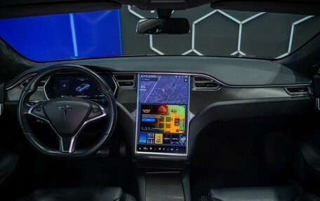 Tesla Model S I, 2017 год, 3 370 000 рублей, 12 фотография