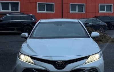 Toyota Camry, 2019 год, 2 200 000 рублей, 1 фотография