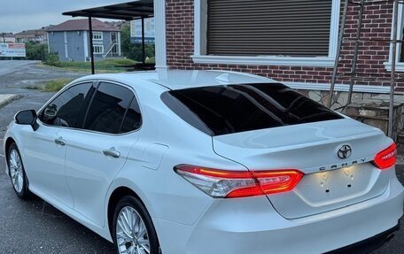 Toyota Camry, 2019 год, 2 200 000 рублей, 9 фотография