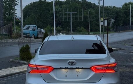 Toyota Camry, 2019 год, 2 200 000 рублей, 7 фотография