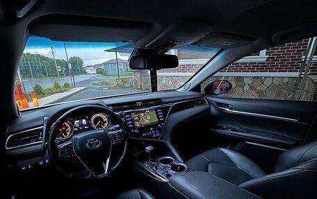 Toyota Camry, 2019 год, 2 200 000 рублей, 13 фотография