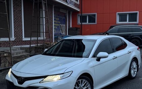Toyota Camry, 2019 год, 2 200 000 рублей, 23 фотография