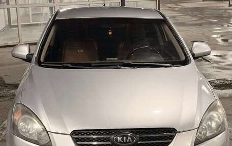 KIA cee'd I рестайлинг, 2009 год, 685 000 рублей, 1 фотография