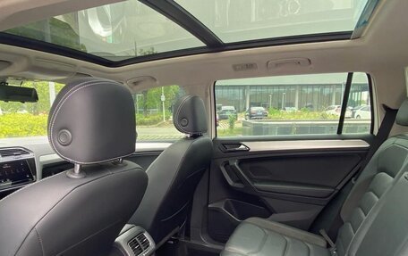 Volkswagen Tiguan II, 2021 год, 1 683 000 рублей, 8 фотография