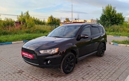Mitsubishi Outlander III рестайлинг 3, 2010 год, 1 000 000 рублей, 2 фотография