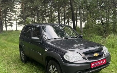 Chevrolet Niva I рестайлинг, 2014 год, 627 000 рублей, 4 фотография