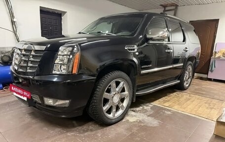 Cadillac Escalade III, 2010 год, 1 900 000 рублей, 3 фотография