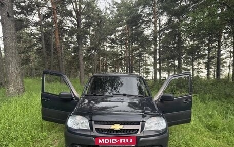 Chevrolet Niva I рестайлинг, 2014 год, 627 000 рублей, 10 фотография
