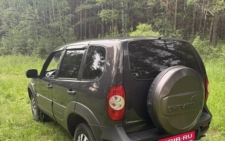 Chevrolet Niva I рестайлинг, 2014 год, 627 000 рублей, 7 фотография