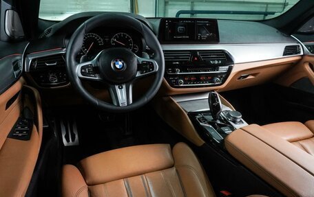 BMW 5 серия, 2018 год, 3 549 000 рублей, 6 фотография