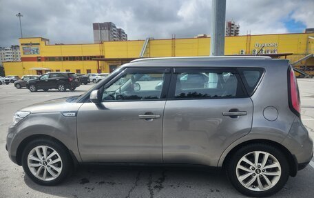 KIA Soul II рестайлинг, 2017 год, 1 800 000 рублей, 4 фотография