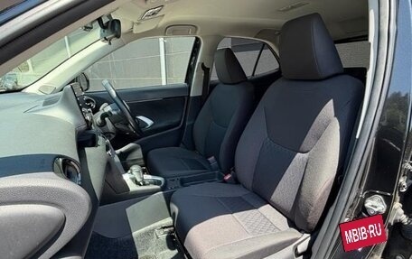 Toyota Yaris Cross, 2022 год, 1 605 000 рублей, 9 фотография