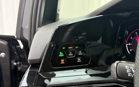 Volkswagen Golf VIII, 2023 год, 1 479 100 рублей, 9 фотография