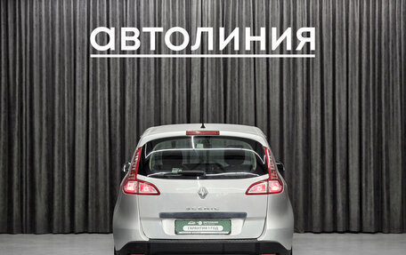 Renault Scenic III, 2010 год, 555 000 рублей, 7 фотография