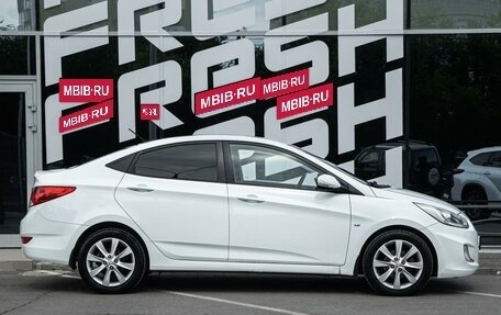 Hyundai Solaris II рестайлинг, 2013 год, 999 000 рублей, 5 фотография