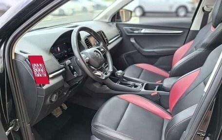 Skoda Karoq I, 2022 год, 1 620 000 рублей, 7 фотография