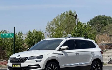 Skoda Karoq I, 2022 год, 1 660 000 рублей, 2 фотография