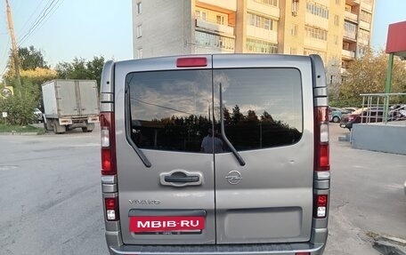 Opel Vivaro, 2019 год, 2 100 000 рублей, 9 фотография