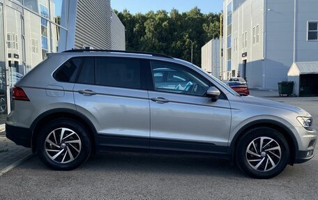 Volkswagen Tiguan II, 2019 год, 2 990 000 рублей, 5 фотография