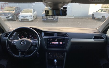 Volkswagen Tiguan II, 2019 год, 2 990 000 рублей, 17 фотография