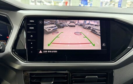 Volkswagen T-Cross I, 2023 год, 1 550 325 рублей, 10 фотография