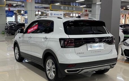 Volkswagen T-Cross I, 2023 год, 1 550 325 рублей, 6 фотография