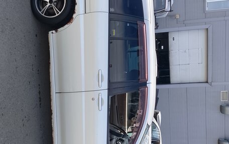 Nissan Liberty, 2001 год, 330 000 рублей, 4 фотография