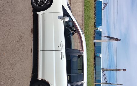 Nissan Liberty, 2001 год, 330 000 рублей, 2 фотография