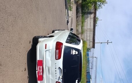 Nissan Liberty, 2001 год, 330 000 рублей, 3 фотография