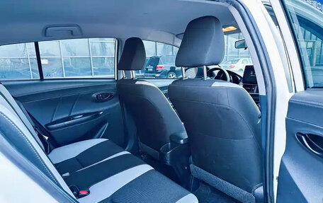 Toyota Yaris XP150 рестайлинг, 2022 год, 1 050 666 рублей, 12 фотография