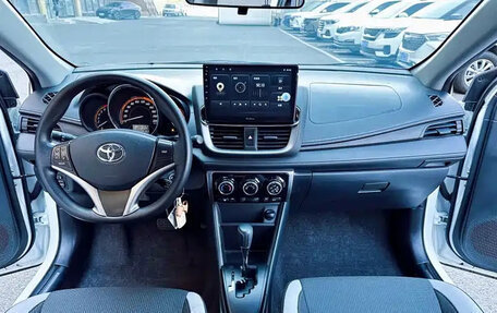 Toyota Yaris XP150 рестайлинг, 2022 год, 1 050 666 рублей, 8 фотография